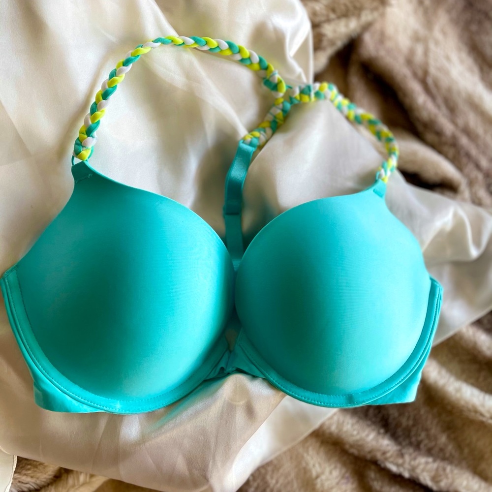 Cute VS Seamless Push-Up Braided Bra, 34D